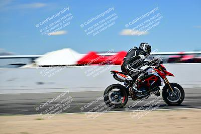 media/Mar-25-2024-Moto Forza (Mon) [[8d4319bd68]]/3-Intermediate Group/Session 4 (Front Straight Speed Pans)/